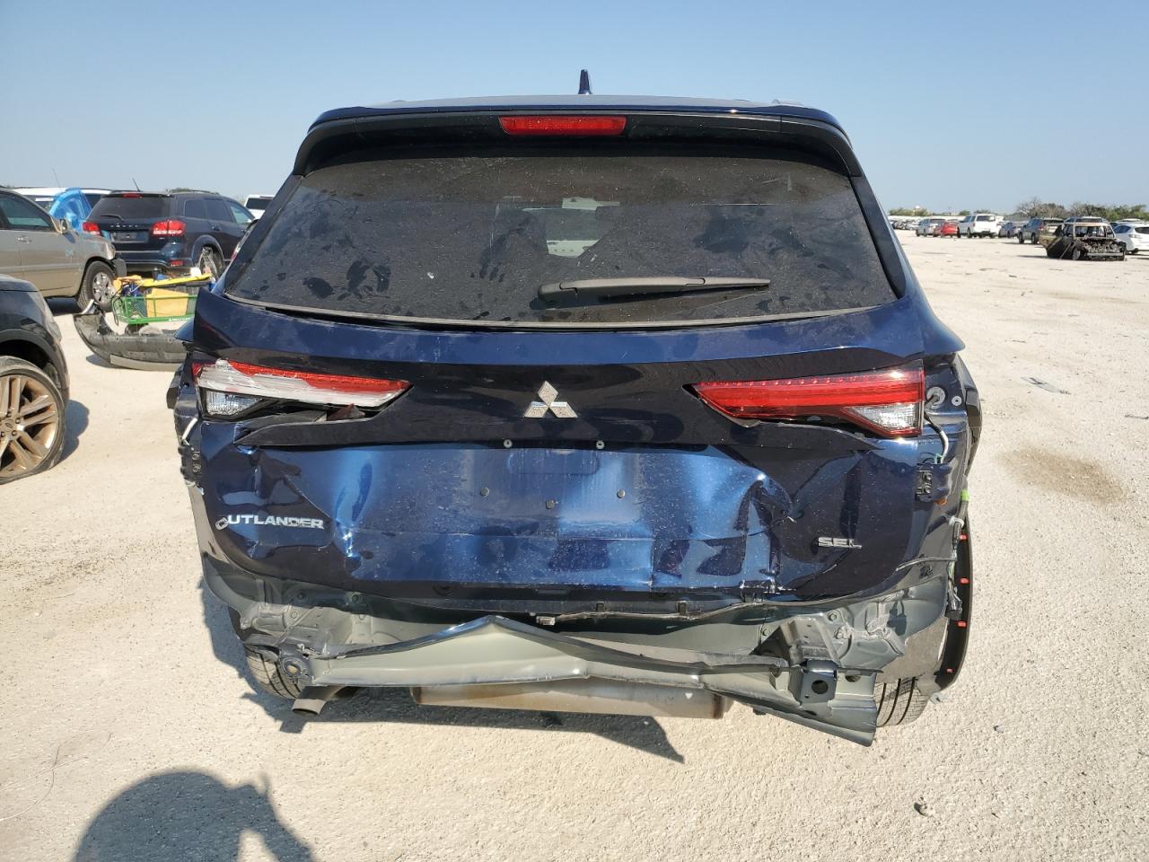 2024 MITSUBISHI OUTLANDER SEL VIN:JA4J3WA86RZ017617