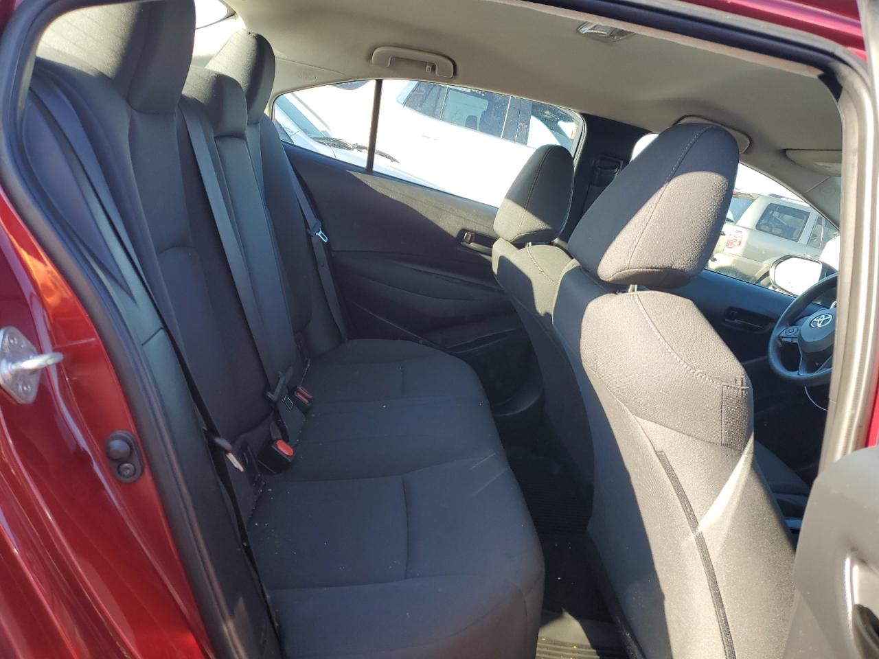 2022 TOYOTA COROLLA LE VIN:5YFEPMAE5NP295676