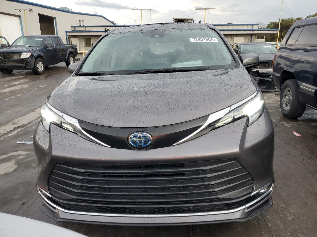 2022 TOYOTA SIENNA XLE VIN:5TDYRKEC0NS134521