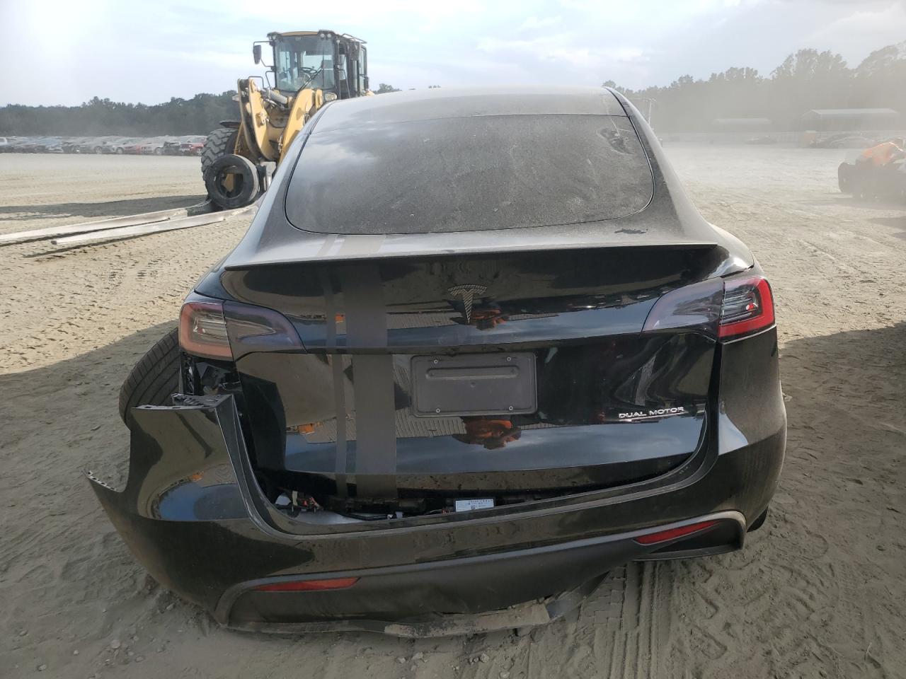 2023 TESLA MODEL Y  VIN:7SAYGDEF6PF957833