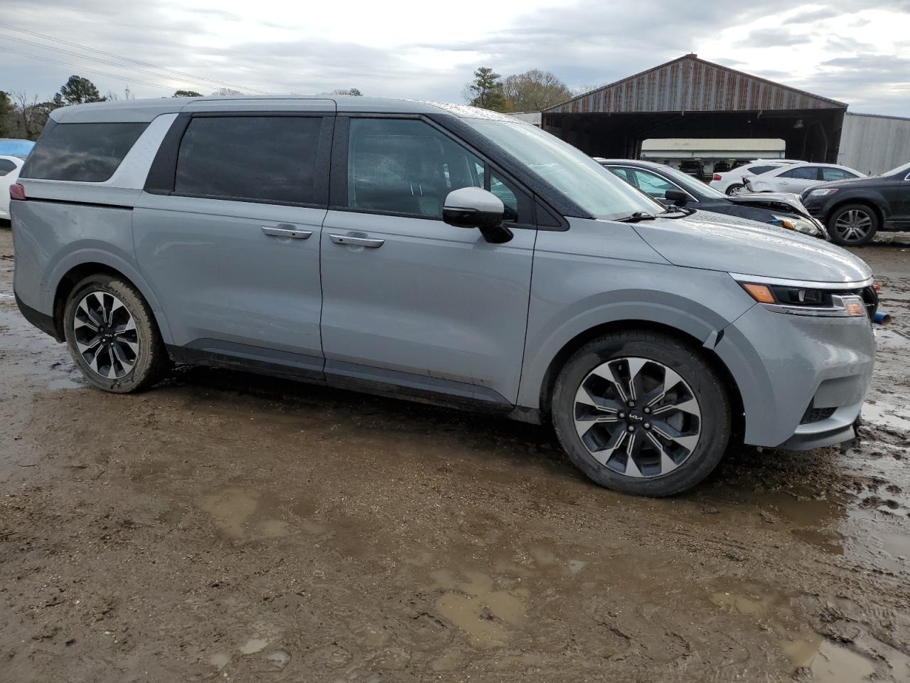 2022 KIA CARNIVAL EX VIN:KNDNC5H35N6062328