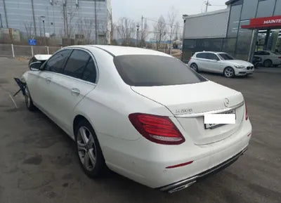 2018 Mercedes-Benz E 200 WDDZF4CB7JA408152 VIN:WDDZF4CB7JA408152
