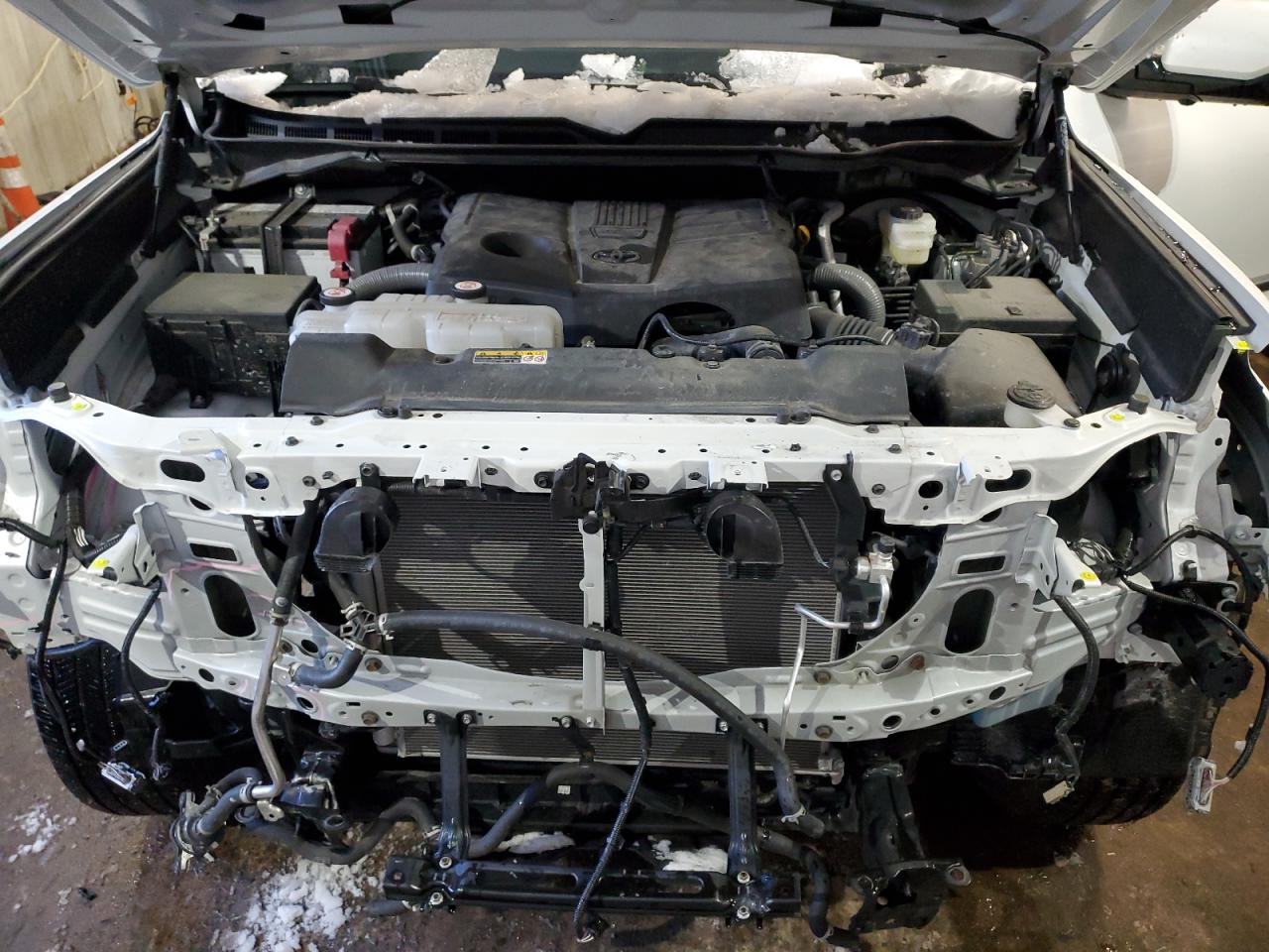 2024 TOYOTA TUNDRA CREWMAX PLATINUM VIN:5TFNA5DB8RX135761