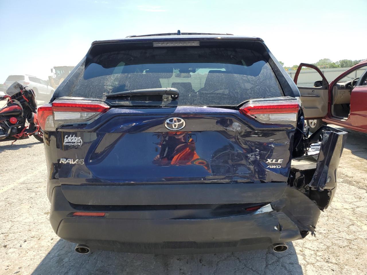 2024 TOYOTA RAV4 XLE VIN:2T3P1RFV7RW432063