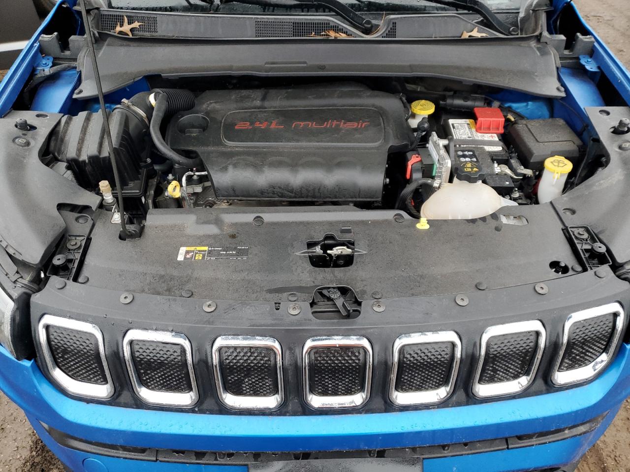 2022 JEEP COMPASS LATITUDE LUX VIN:3C4NJDFB0NT222681