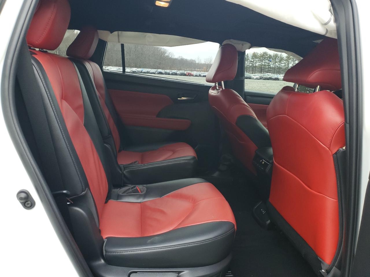 2022 TOYOTA HIGHLANDER XSE VIN:5TDLZRBH0NS256024