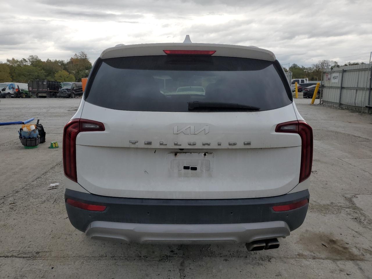 2022 KIA TELLURIDE S VIN:5XYP64HC3NG292764