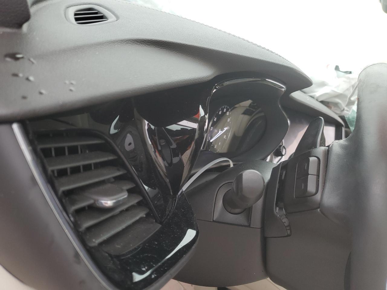 2022 BUICK ENVISION AVENIR VIN:LRBFZRR43ND077308