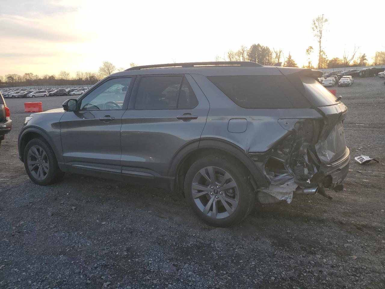 2022 FORD EXPLORER XLT VIN:1FMSK8DH2NGB43804