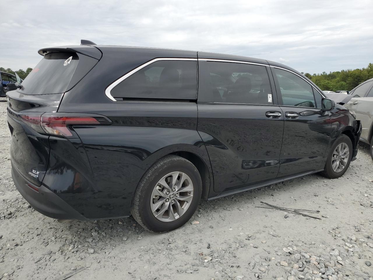 2023 TOYOTA SIENNA XLE VIN:5TDYRKEC2PS136810
