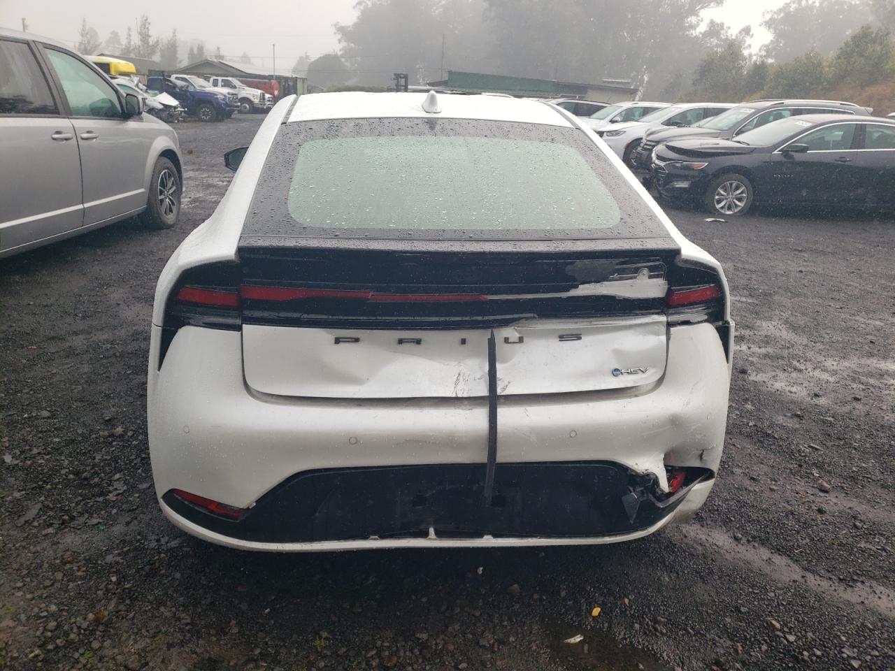 2024 TOYOTA PRIUS LE VIN:JTDACAAU1R3016352