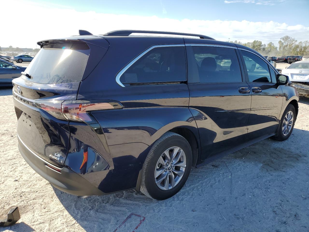 2023 TOYOTA SIENNA LE VIN:5TDKRKEC3PS168414