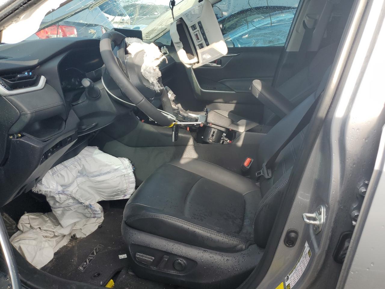 2024 TOYOTA RAV4 XLE PREMIUM VIN:4T3B6RFV4RU156341