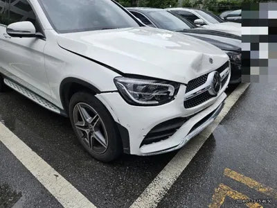 2022 Mercedes-Benz GLC 300 VIN: