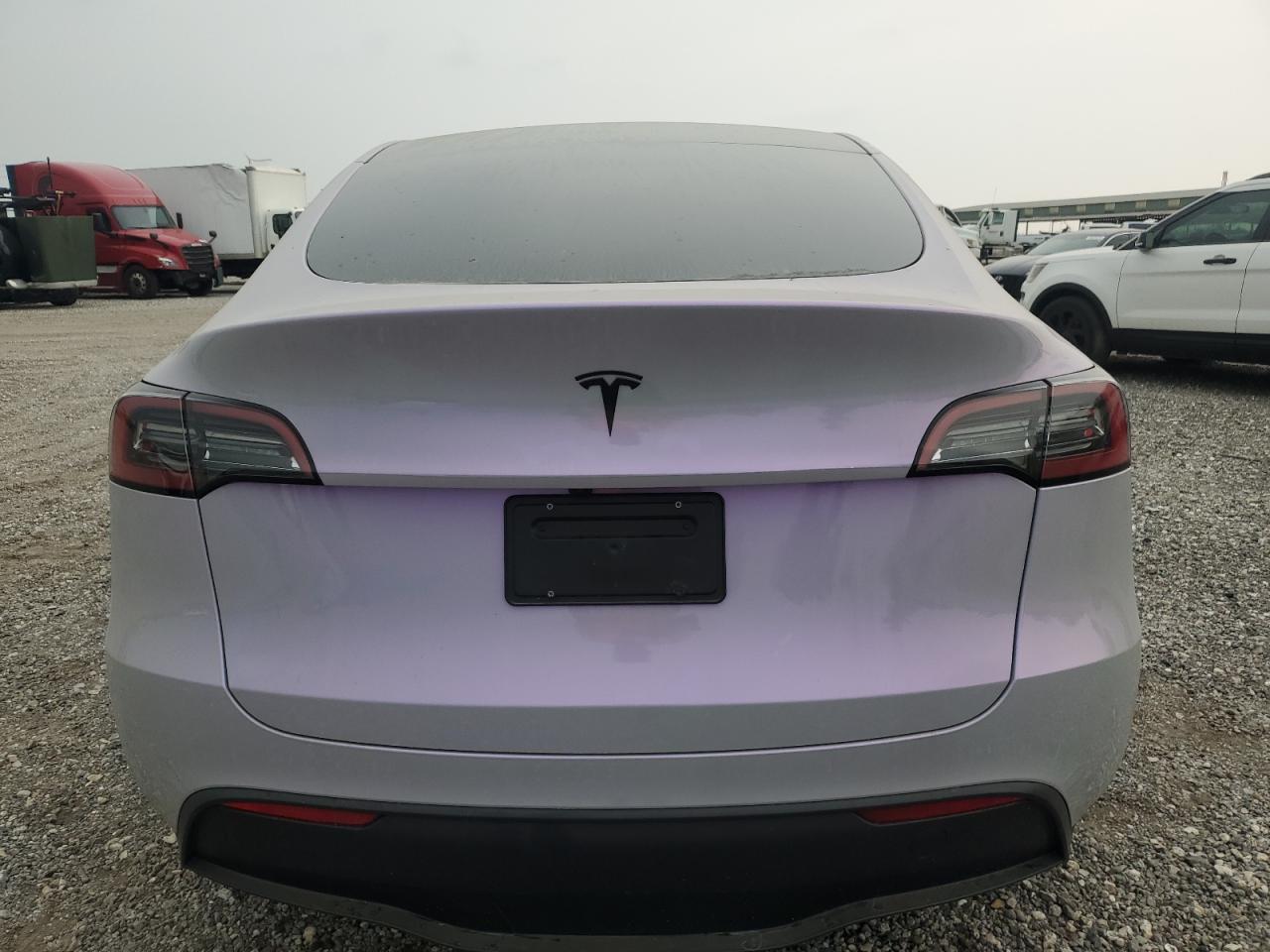 2024 TESLA MODEL Y  VIN:7SAYGDEE3RA236358