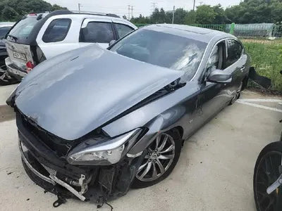 2015 Infiniti Q70 VIN: