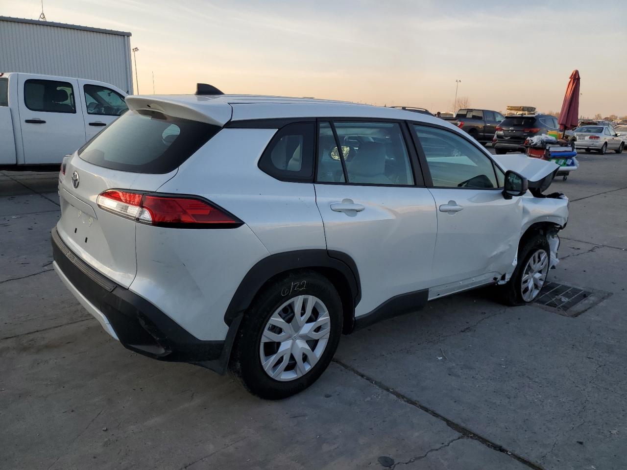 2024 TOYOTA COROLLA CROSS L VIN:7MUAAAAG8RV108983