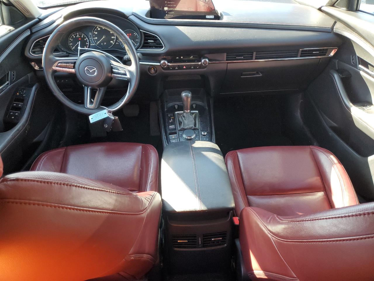 2022 MAZDA CX-30 PREFERRED VIN:3MVDMBCL7NM439691