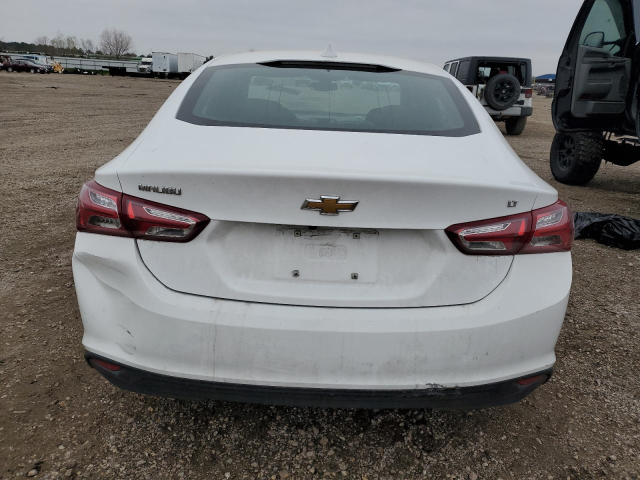 2022 CHEVROLET MALIBU LT VIN:1G1ZD5ST1NF140796