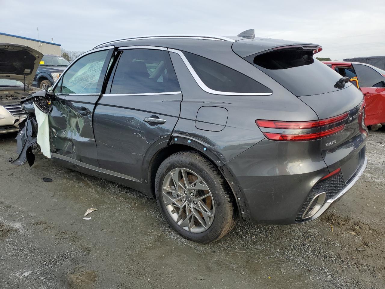 2024 GENESIS GV70 BASE VIN:5NMMADTB1RH005210