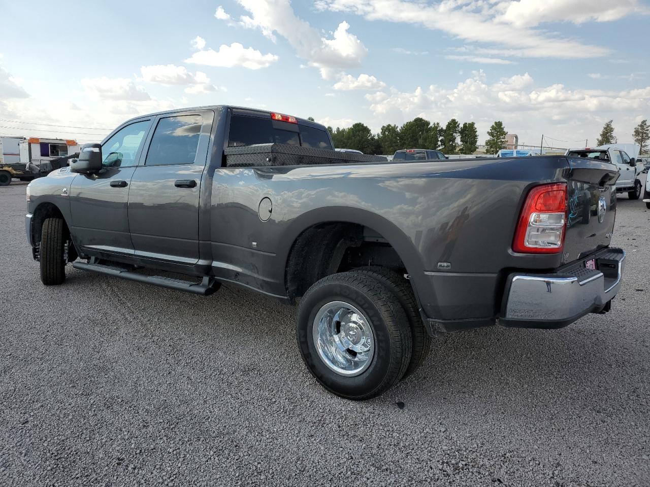 2024 RAM 3500 TRADESMAN VIN:3C63RRGL1RG317583