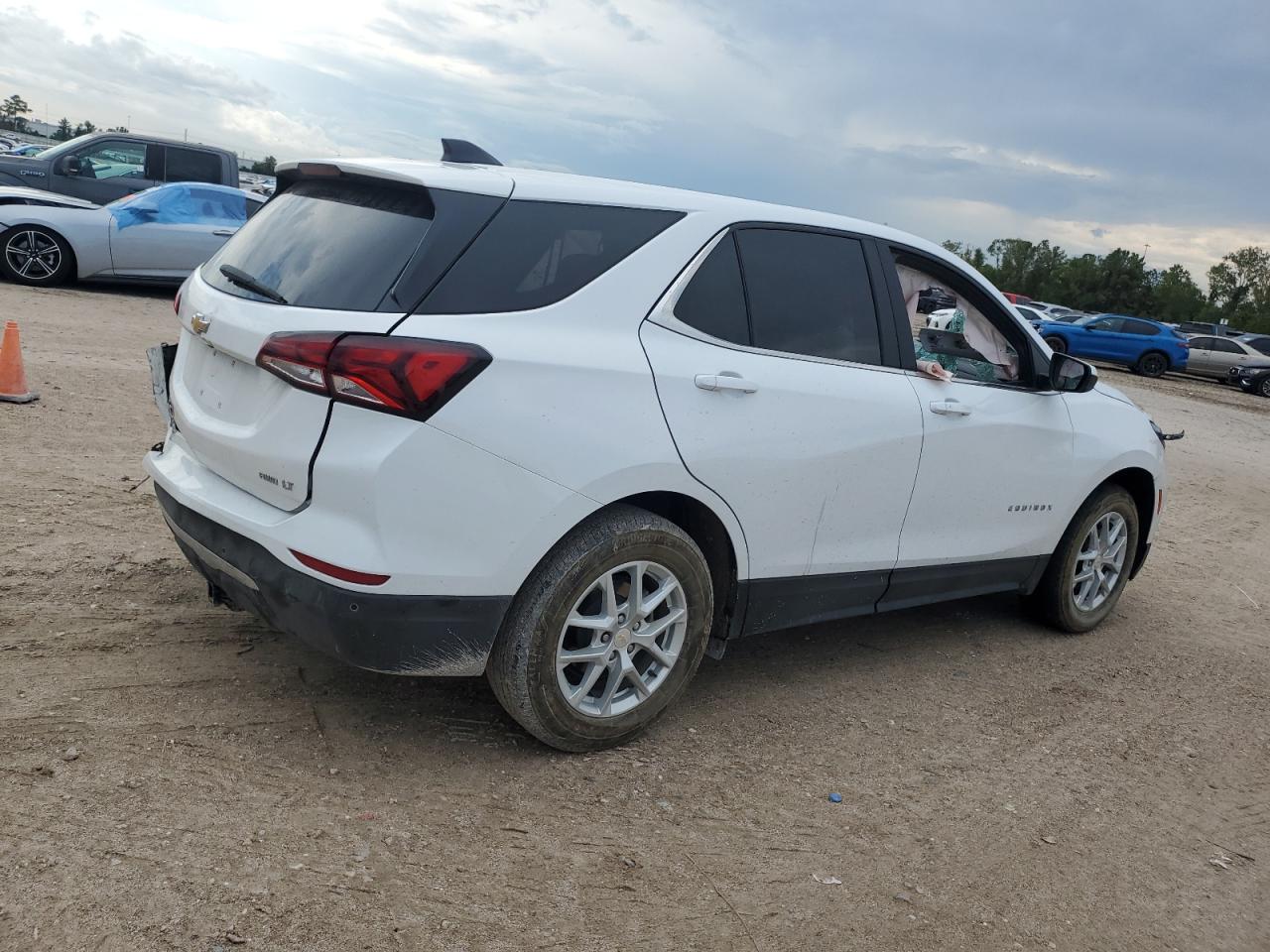 2022 CHEVROLET EQUINOX LT VIN:3GNAXUEV1NL245287