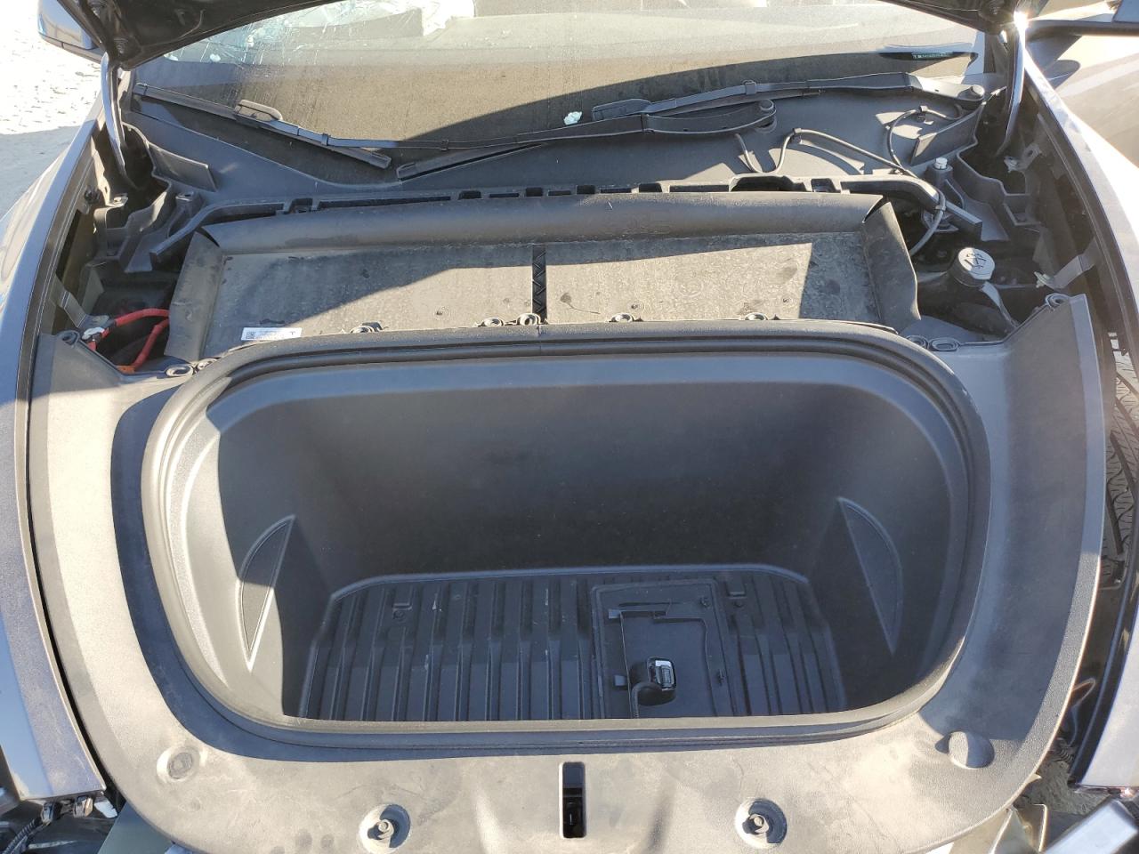 2023 TESLA MODEL Y  VIN:7SAYGDEE7PF863077