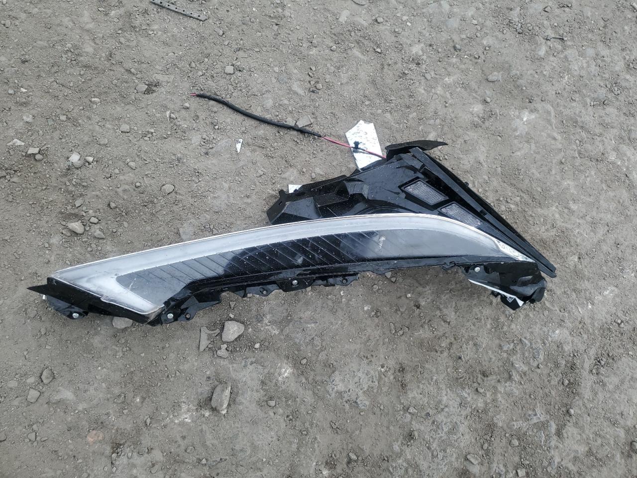 2024 LEXUS UX 250H BASE VIN:JTHX6JBH9R2166376