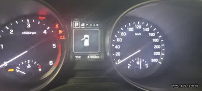 2017 Hyundai Santa FE KMHSW81UBHU768619 VIN:KMHSW81UBHU768619