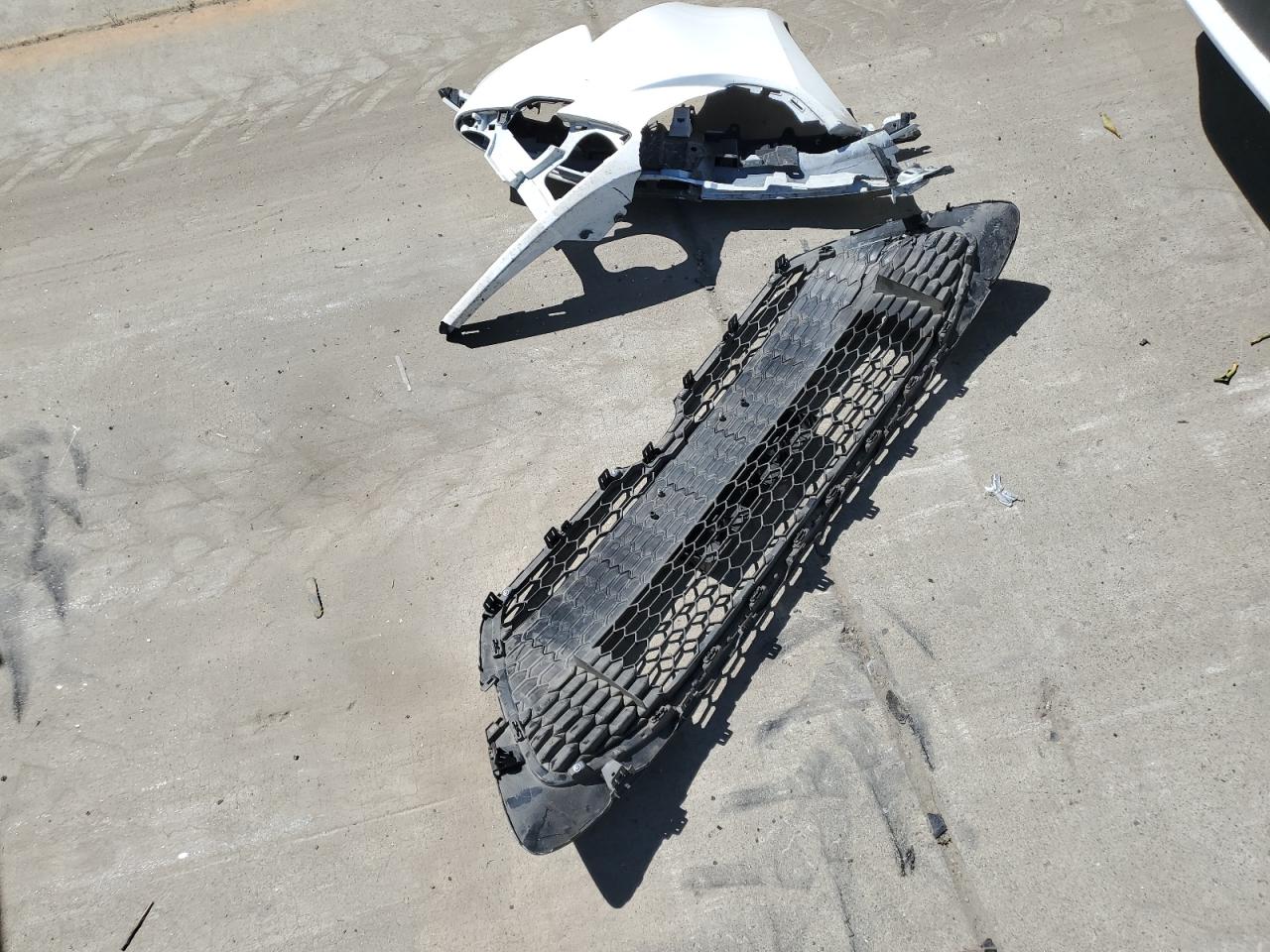 2022 TOYOTA COROLLA LE VIN:JTDEAMDE2N3001320