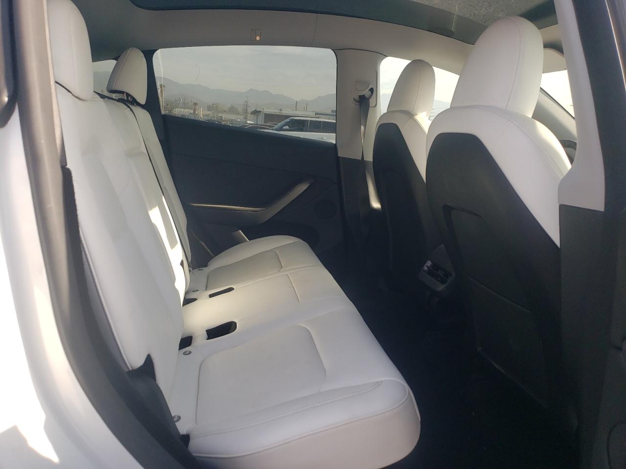 2023 TESLA MODEL Y  VIN:7SAYGDEE4PA125735