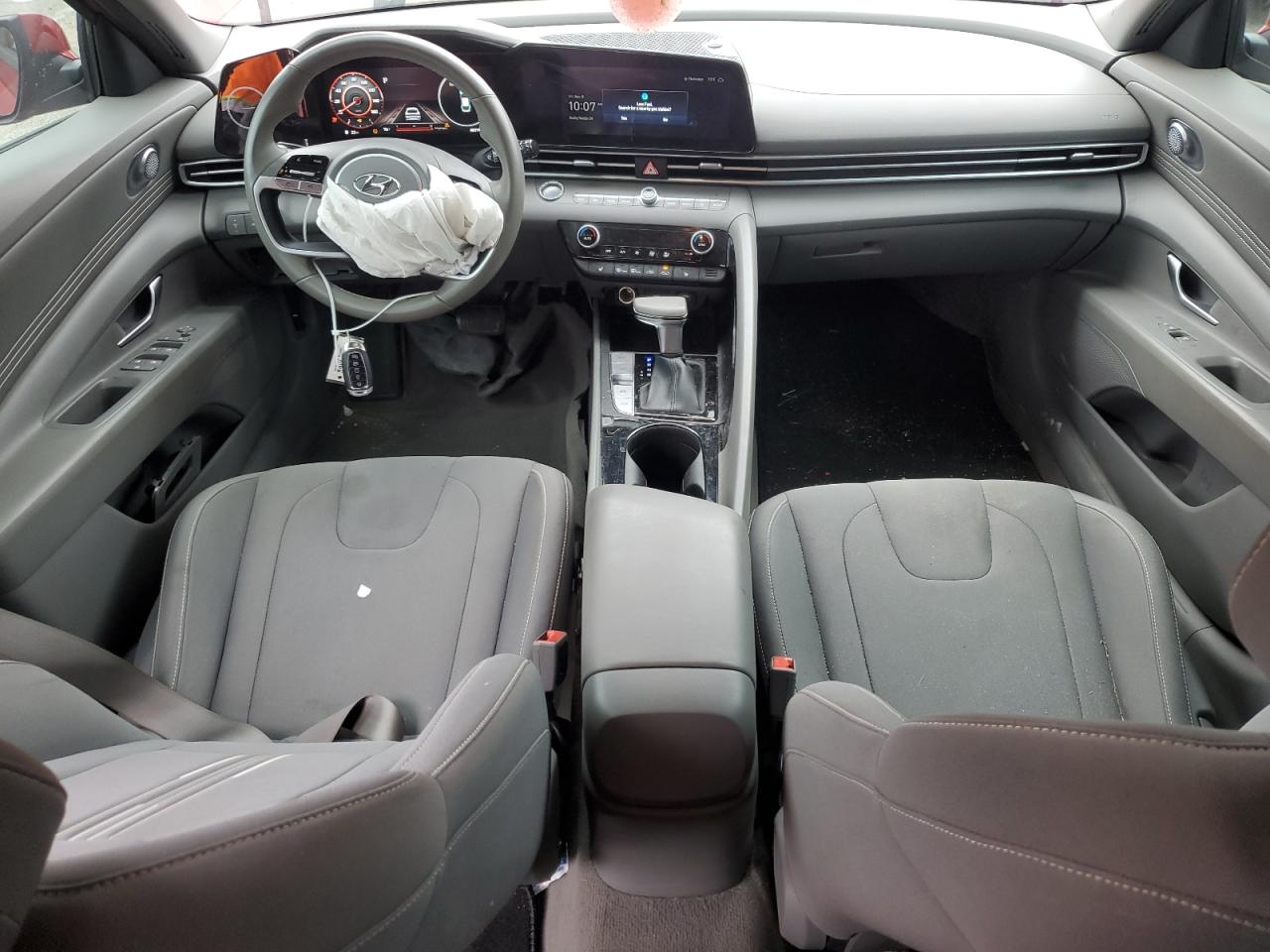 2023 HYUNDAI ELANTRA SEL VIN:5NPLS4AG9PH088005