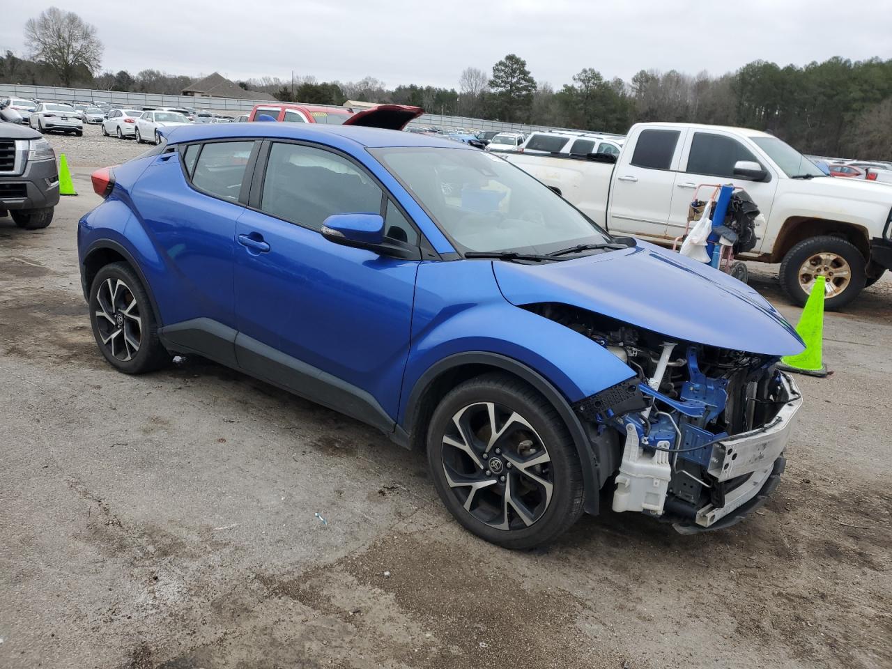 2022 TOYOTA C-HR XLE VIN:NMTKHMBX2NR142159