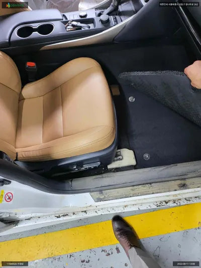 2017 Lexus IS 200t JTHBA5D24H5054137 VIN:JTHBA5D24H5054137