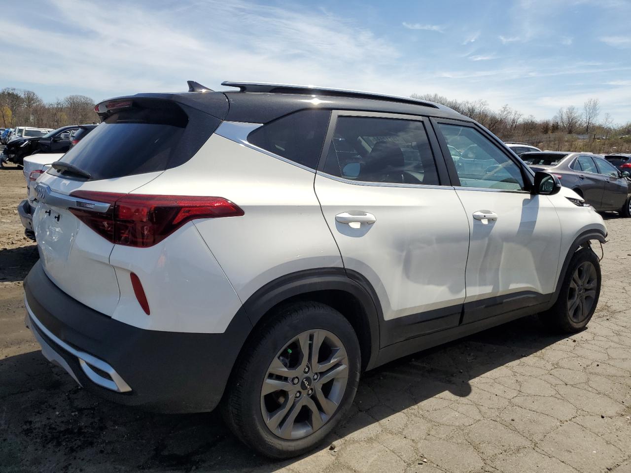 2022 KIA SELTOS S VIN:KNDEU2AA3N7308615