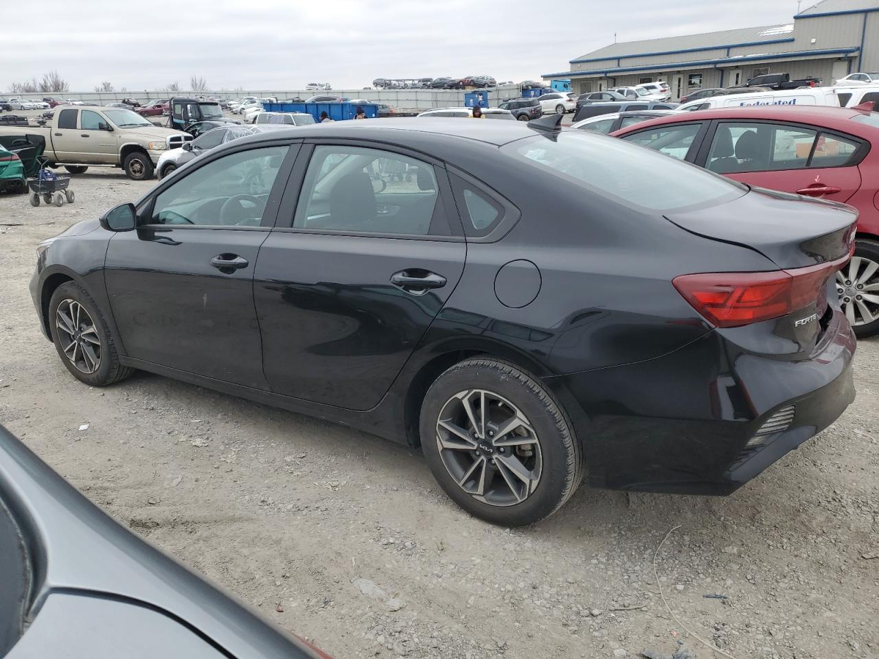 2022 KIA FORTE FE VIN:3KPF24AD8NE499030