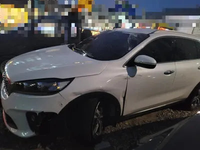 2018 Kia Sorento KNAPS811BJA432041 VIN:KNAPS811BJA432041