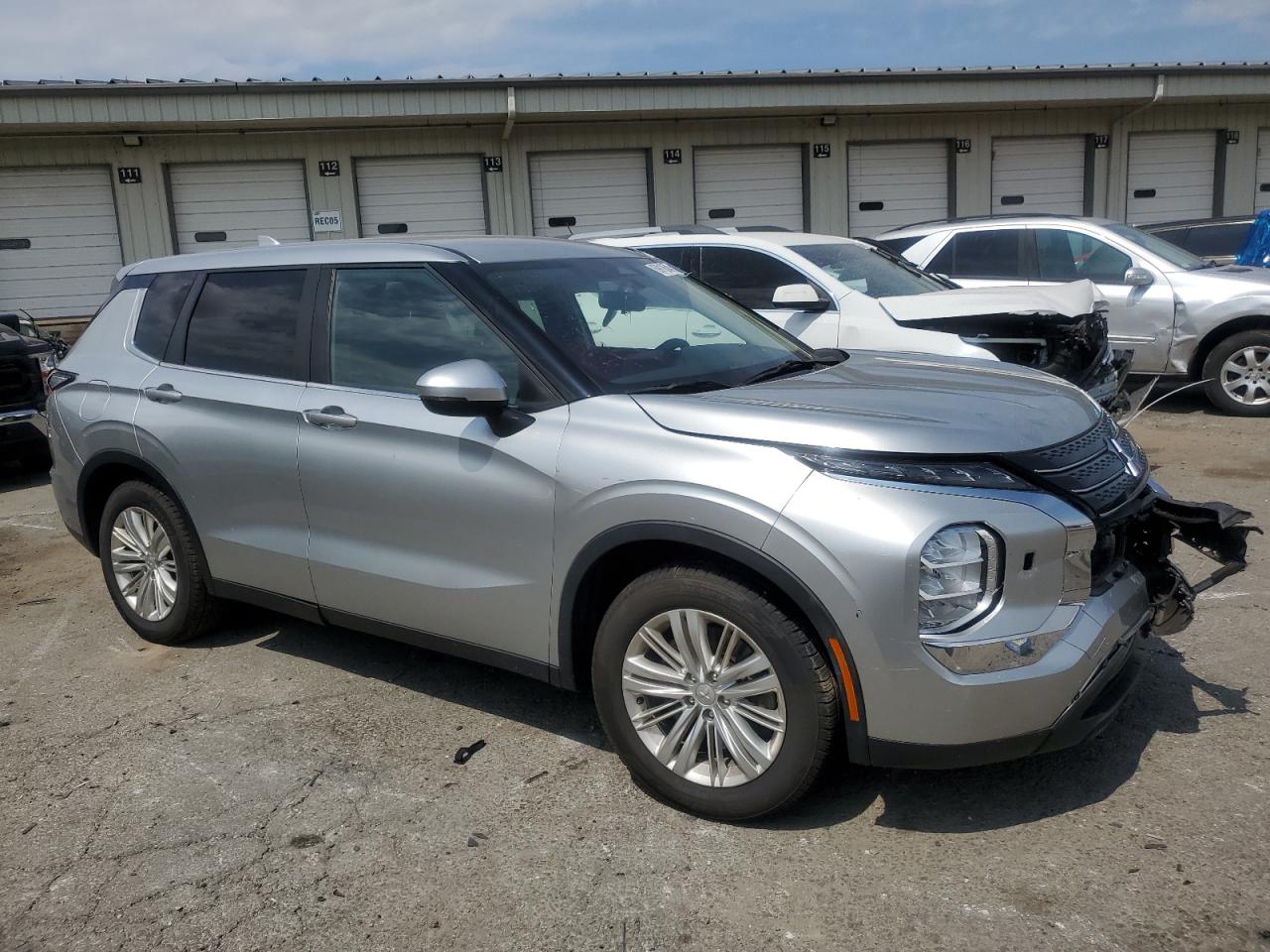 2022 MITSUBISHI OUTLANDER ES VIN:JA4J4TA80NZ007994