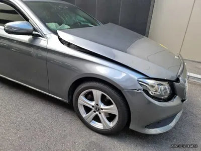 2018 Mercedes-Benz E 220 WDDZF0EB2JA477806 VIN:WDDZF0EB2JA477806