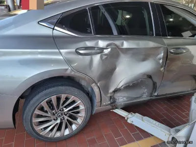 2018 Lexus ES 300 VIN: