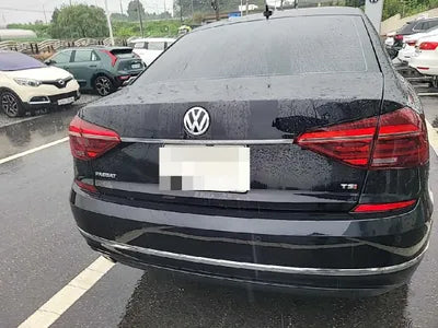 2018 Volkswagen Passat VIN: