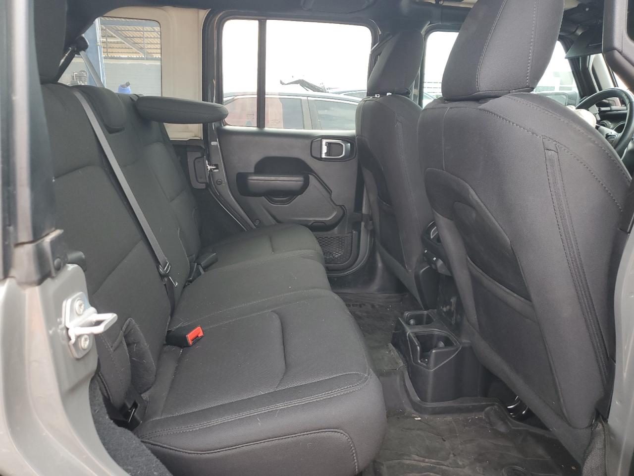 2022 JEEP WRANGLER UNLIMITED SPORT VIN:1C4HJXDN8NW241324