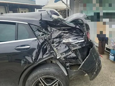 2021 Mercedes-Benz GLC 300 VIN: