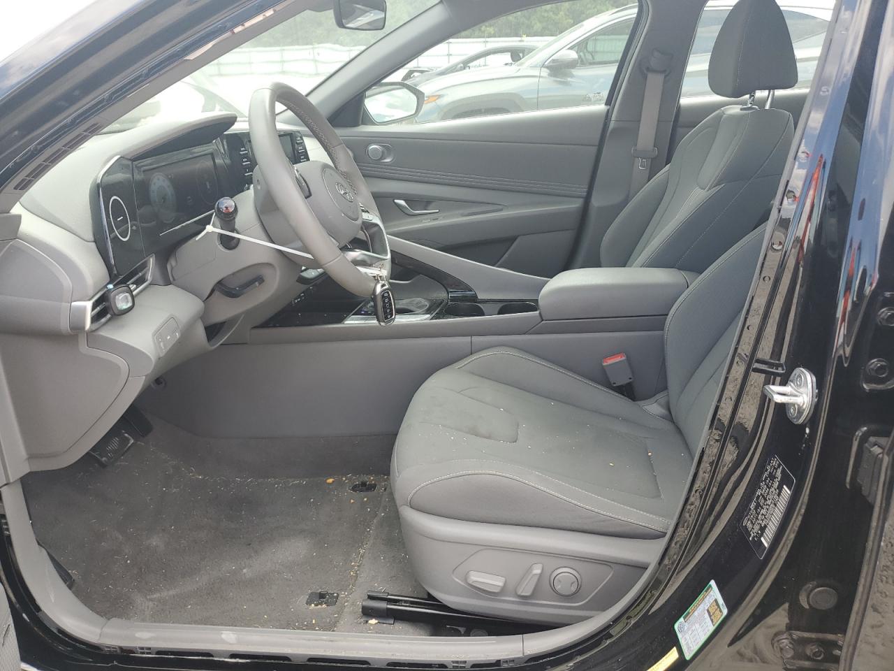 2022 HYUNDAI ELANTRA SEL VIN:KMHLN4AG8NU318638