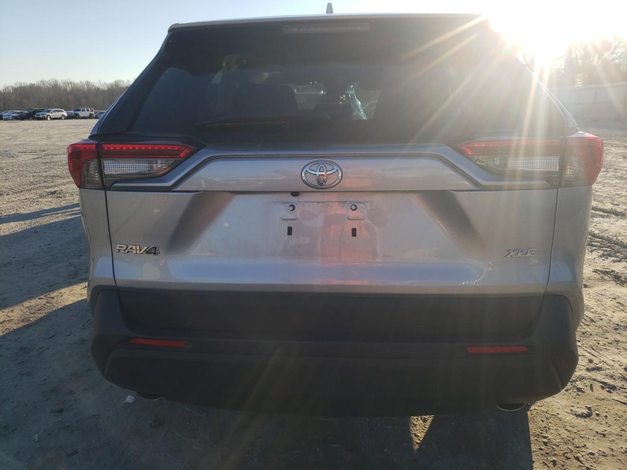2023 TOYOTA RAV4 XLE VIN:2T3W1RFV5PC228789