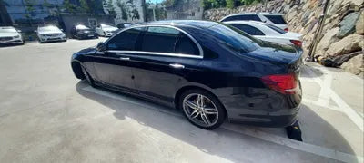 2019 Mercedes-Benz E 300 VIN: