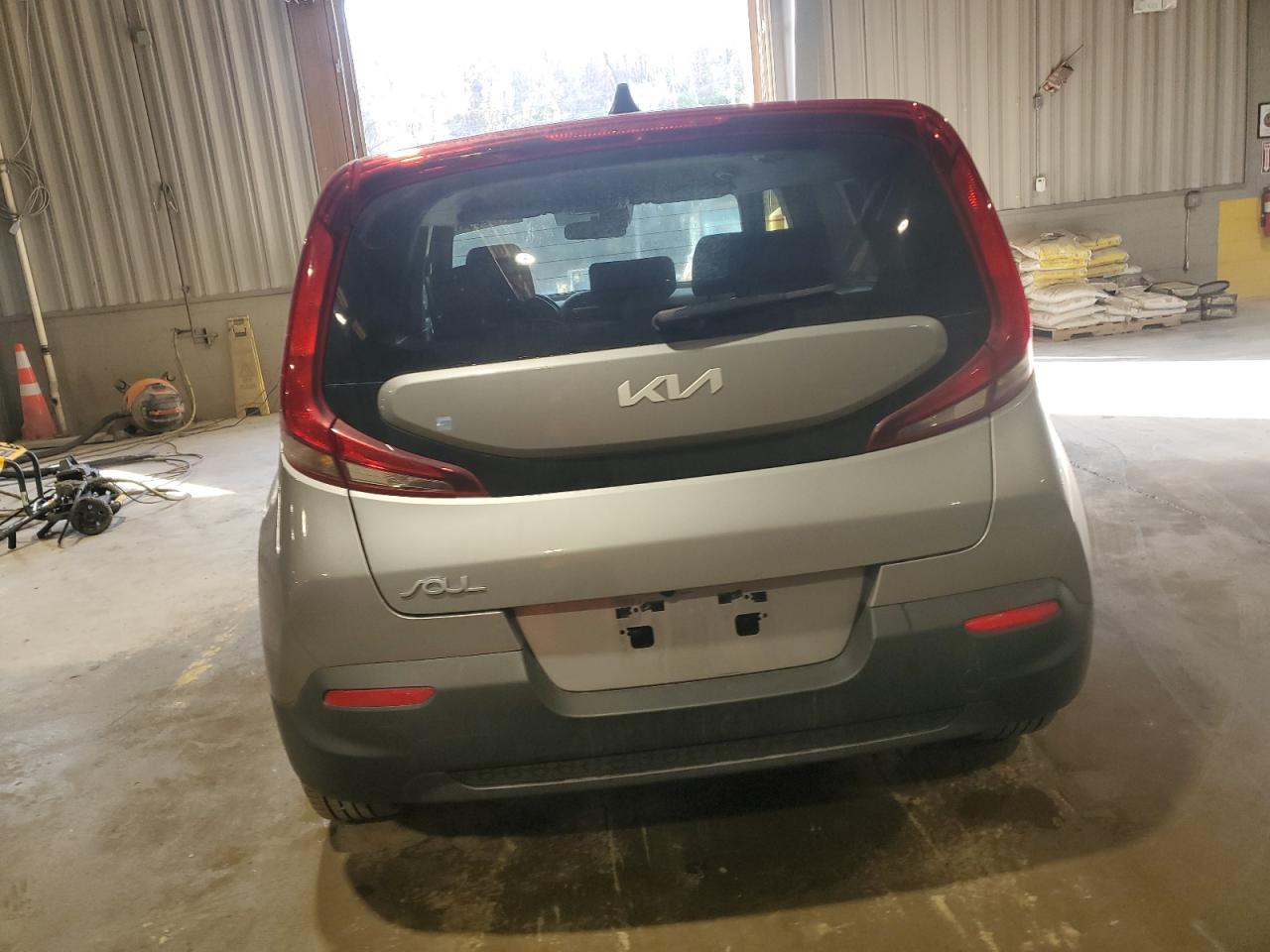 2022 KIA SOUL LX VIN:KNDJ23AU8N7837613