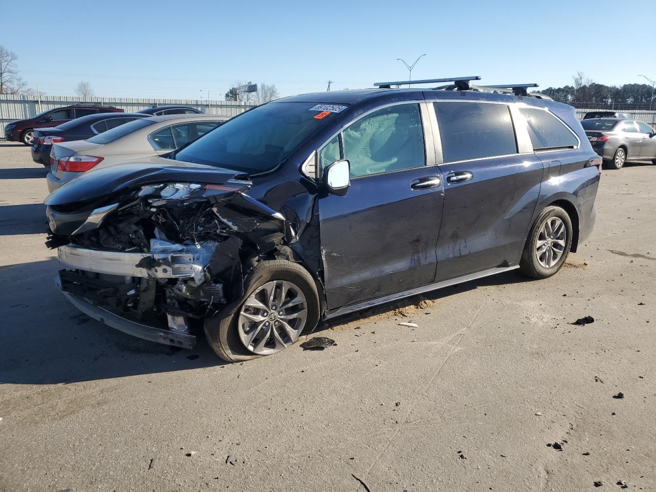 2024 TOYOTA SIENNA XLE VIN:5TDYRKEC3RS185324