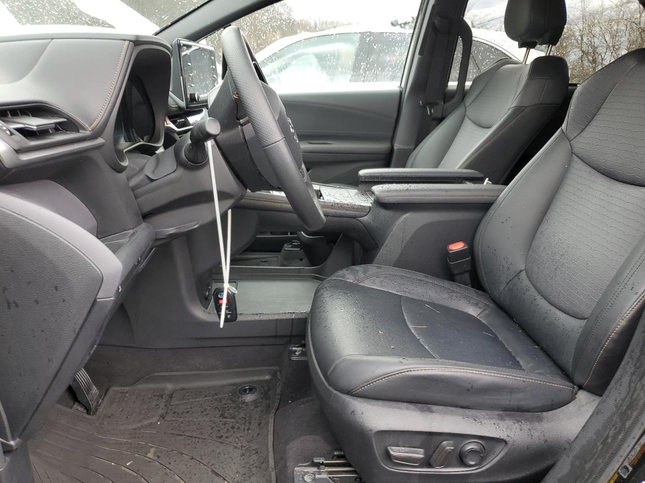 2022 TOYOTA SIENNA XLE VIN:5TDASKFC3NS049872