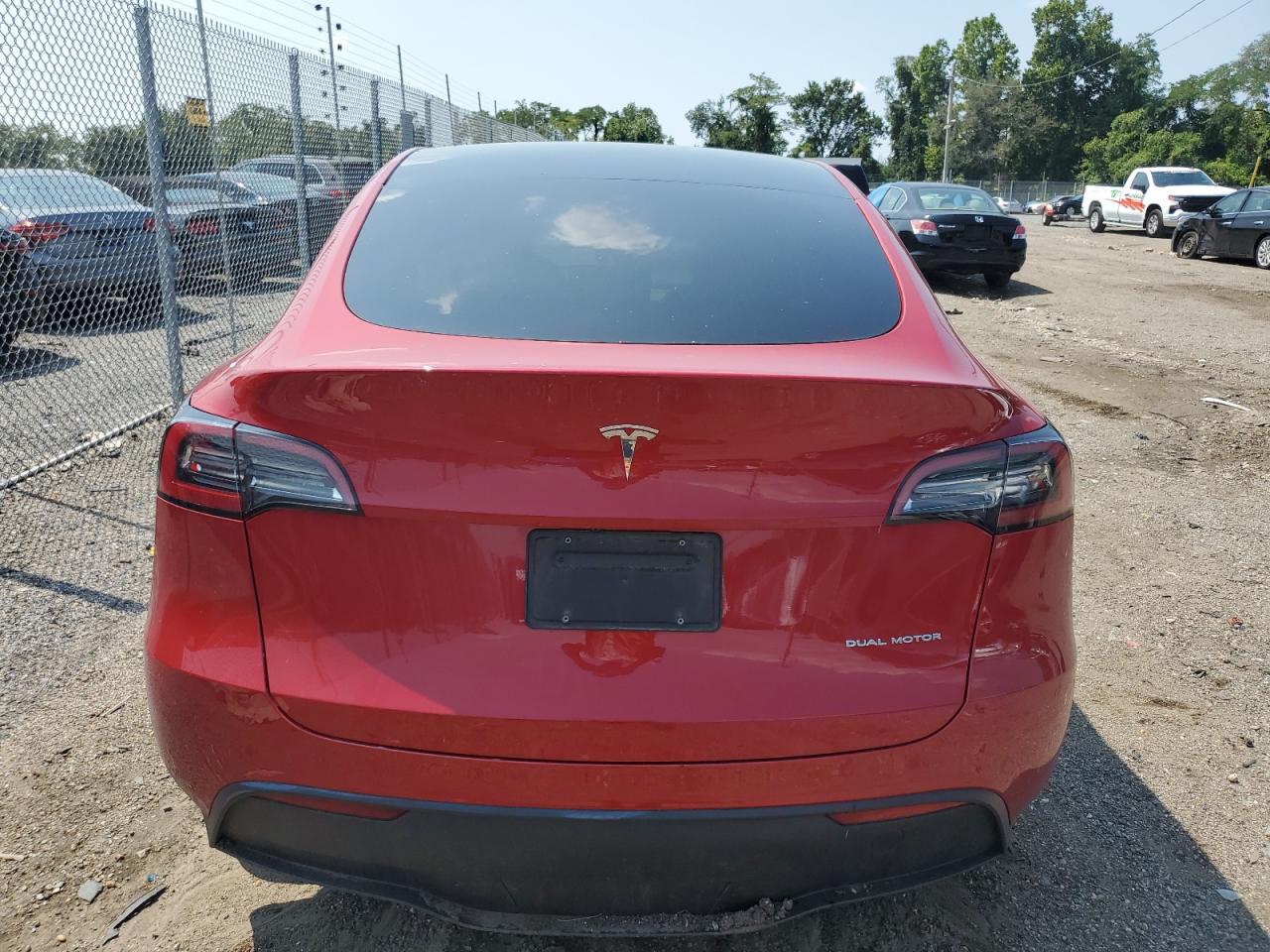 2023 TESLA MODEL Y  VIN:7SAYGDEE2PA030106